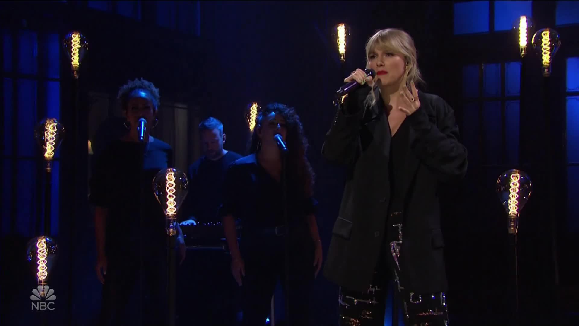 Taylor Swift - Saturday Night Live 2019